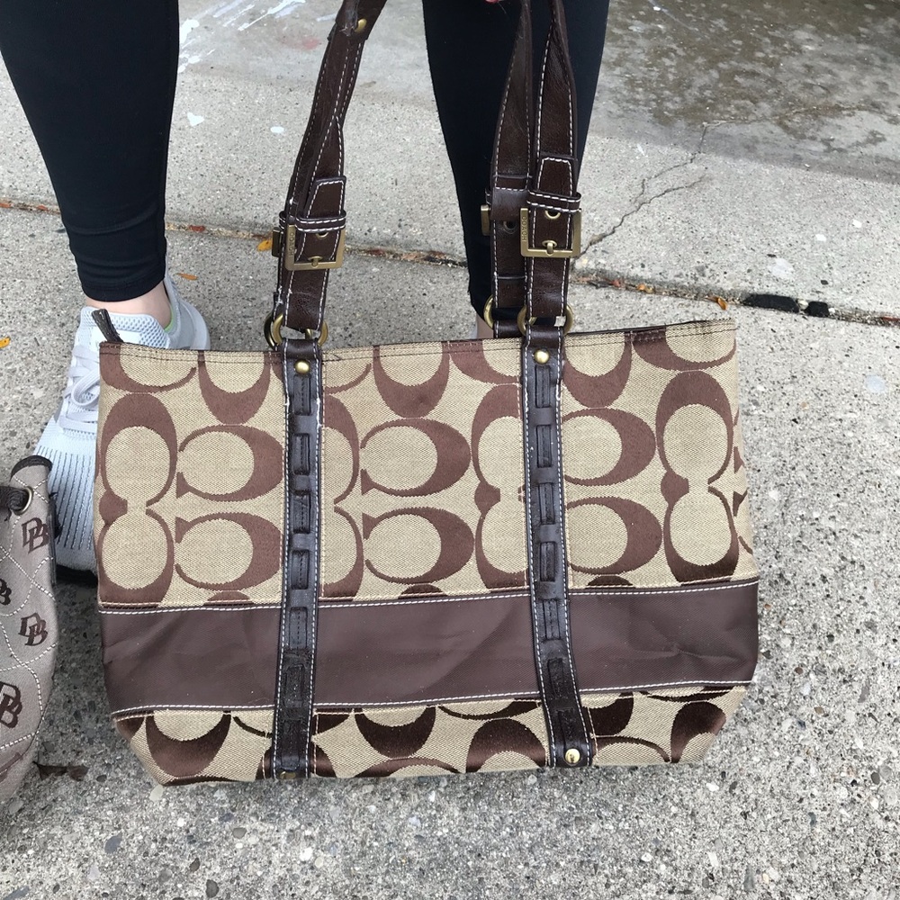 Women’s purse